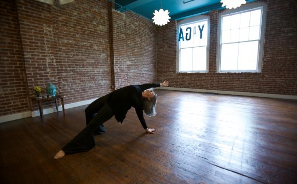 Yoga challenge poses Virginia