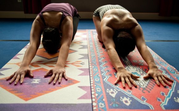 Wide Yoga mat Virginia