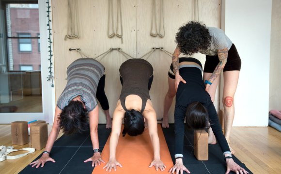 Yoga Trapeze classes Virginia